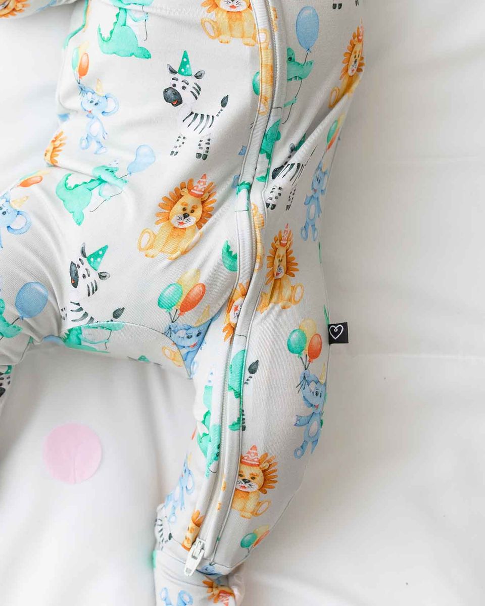 Evan Zippered Bamboo Footie