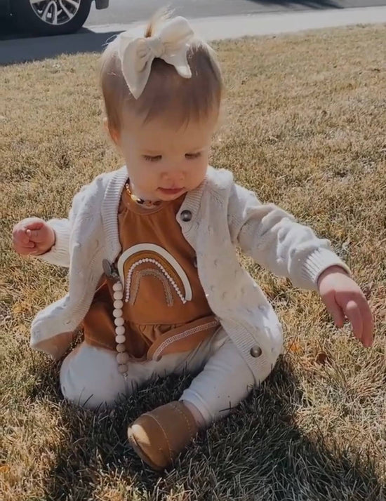 Load image into Gallery viewer, Pacifier Clip (Taupe Wood)
