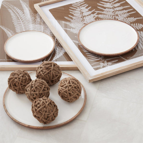 Load image into Gallery viewer, Natural Tan Seagrass Ball 4&amp;quot;
