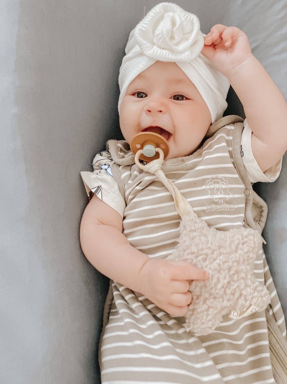 Plush Star Pacifier Holder (Sand)