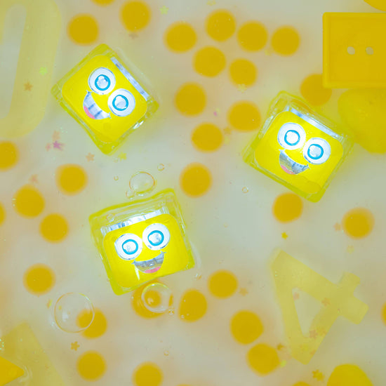 Load image into Gallery viewer, Glo Pals Alex Light-Up Cubes
