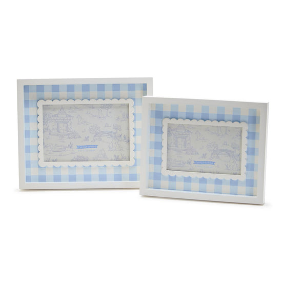Load image into Gallery viewer, Blue Gingham Photo Frames in sizes 4&amp;quot; x 6&amp;quot; and 5&amp;quot; x 7&amp;quot;
