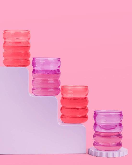 Load image into Gallery viewer, Wavy Reusable Acrylic Party Decorations Cups

