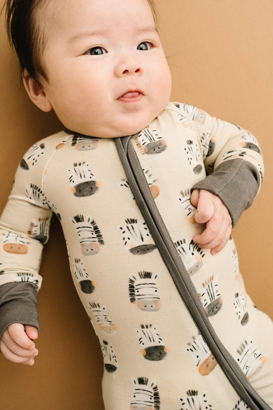 Load image into Gallery viewer, Zebra Zoomer Bamboo Sleeper
