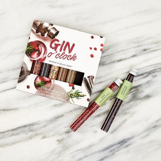 Load image into Gallery viewer, Gin O&amp;#39;Clock Mixer Gift Set
