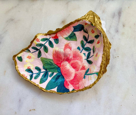 Load image into Gallery viewer, Medium Peony Print Oyster Shell Jewelry Dish
