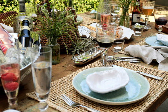 Load image into Gallery viewer, Soho Cracker Tray with Handles
