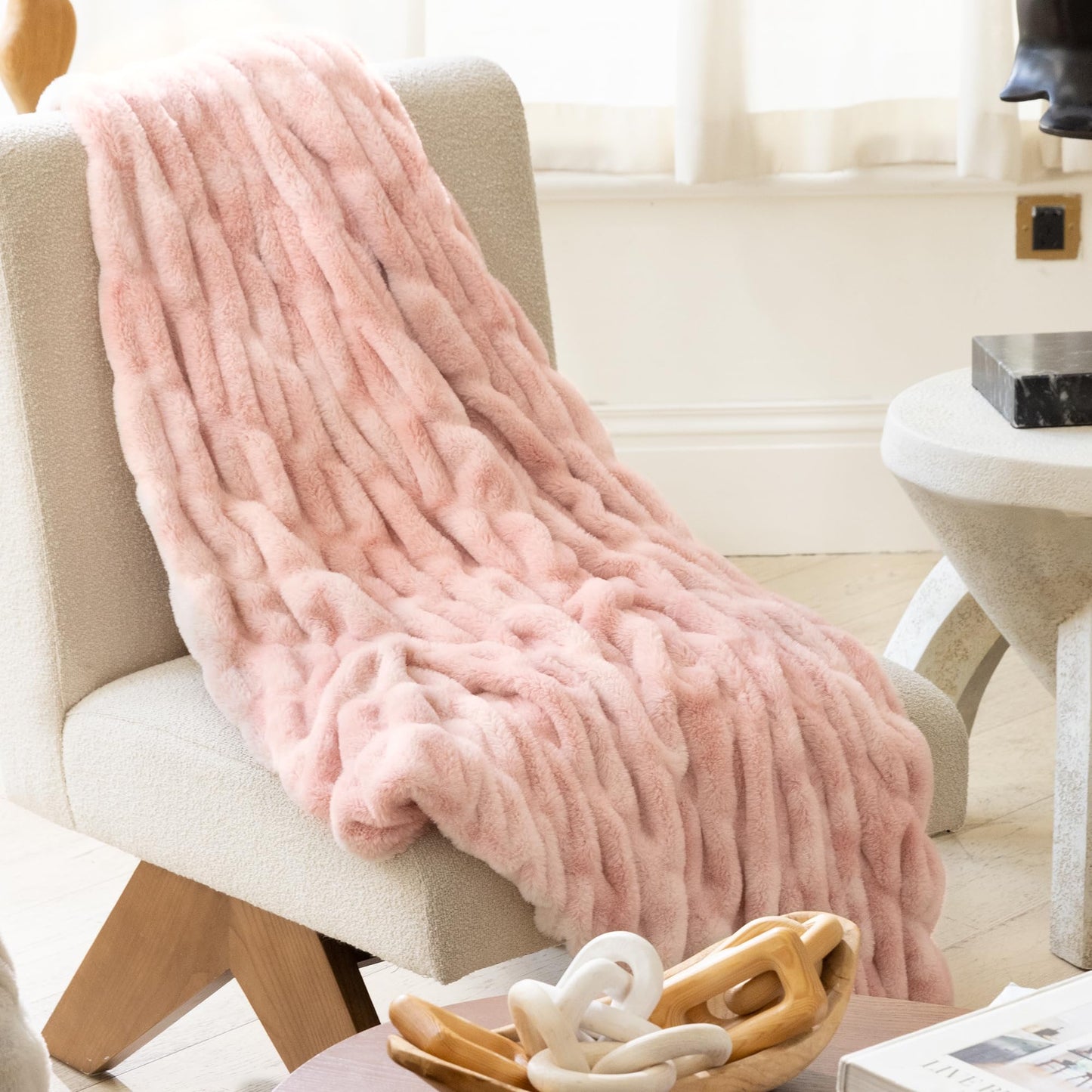 Ultra Soft Cozy Faux Fur Throw Blanket, Fuzzy Plush Thick Bubble Blanket, Oversize Luxury Fluffy Blanket for Couch, Sofa, Bedroom, and Living Room, 50x60 Inches, Light Brown