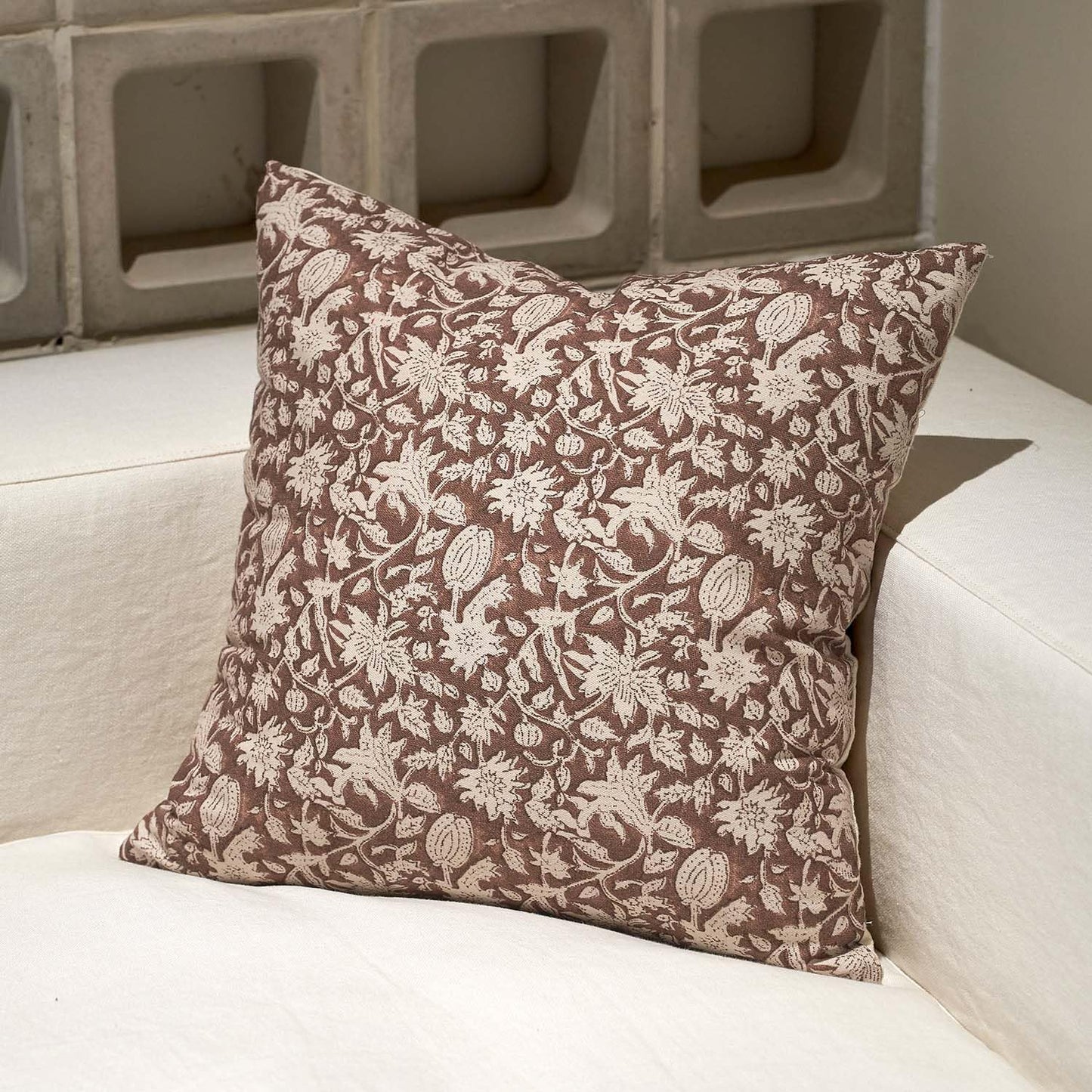Amor Virisso Floral Throw Pillow Covers 18x18 Couch Pillows for Living Room Decorative Accent Pillow Covers Block Print Farmhouse Neutral Pillow Covers Sofa Pillows 1PC, Dusty Green