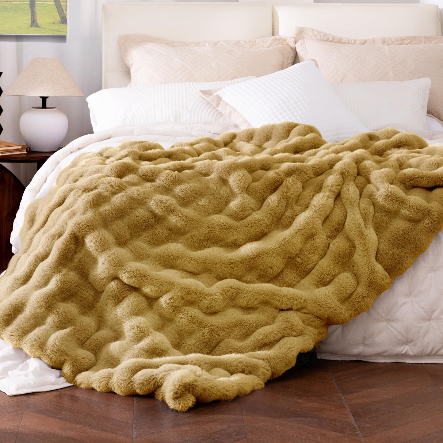 Ultra Soft Cozy Faux Fur Throw Blanket, Fuzzy Plush Thick Bubble Blanket, Oversize Luxury Fluffy Blanket for Couch, Sofa, Bedroom, and Living Room, 50x60 Inches, Light Brown