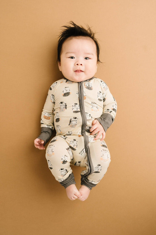 Load image into Gallery viewer, Zebra Zoomer Bamboo Sleeper
