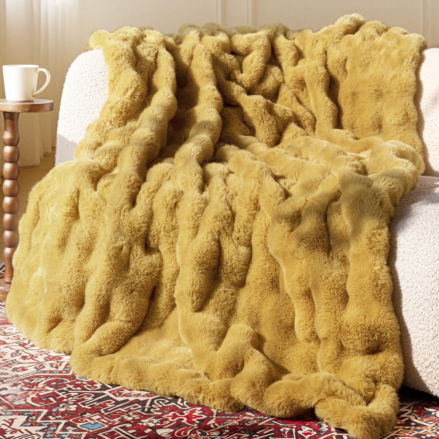 Ultra Soft Cozy Faux Fur Throw Blanket, Fuzzy Plush Thick Bubble Blanket, Oversize Luxury Fluffy Blanket for Couch, Sofa, Bedroom, and Living Room, 50x60 Inches, Light Brown