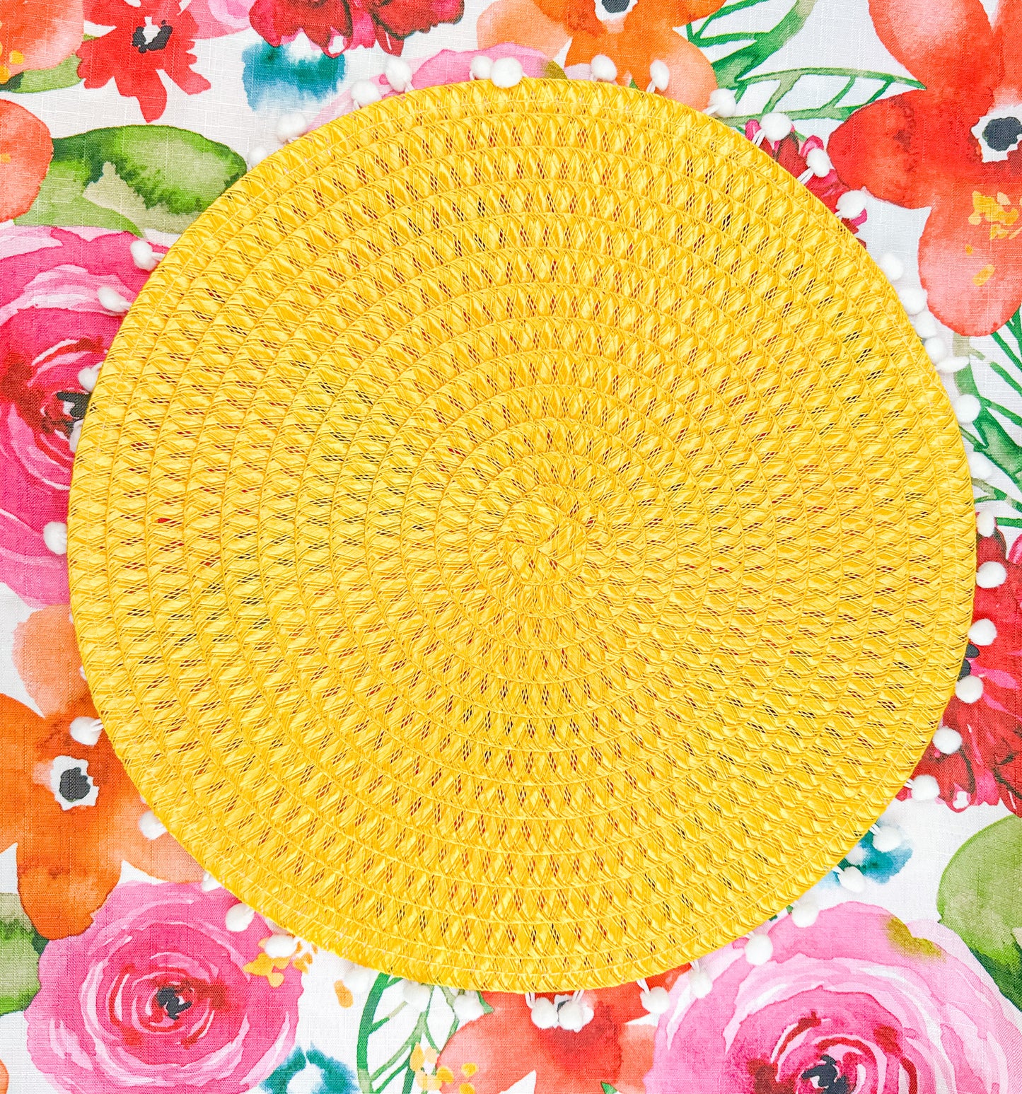 Pom Pom Placemat 83% polypropylene - 17% polyester, 15"