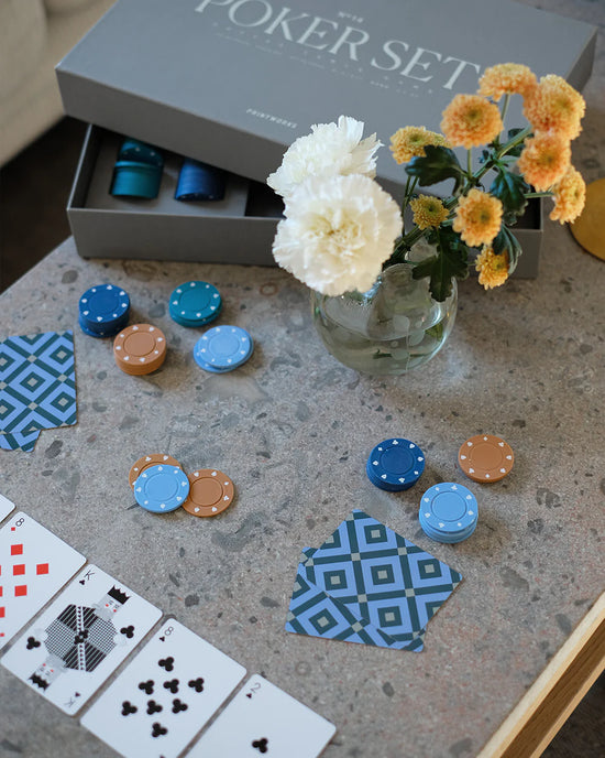Load image into Gallery viewer, Classic Elegant Poker Set
