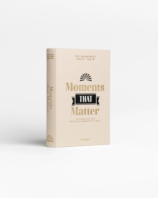 Bookshelf Album - Moments that Matter