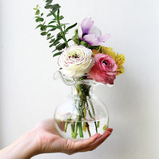 Load image into Gallery viewer, Hibiscus Clear Small Fluted Vase

