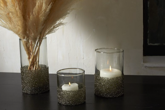 Load image into Gallery viewer, Anna Mini Rhinestone Vases
