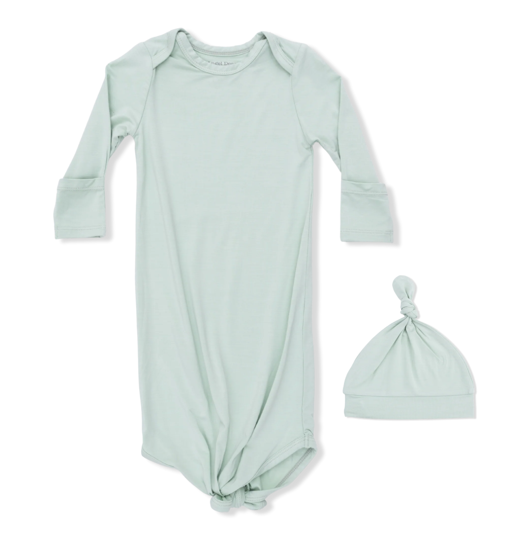 Solid Cameo Green-Knotted Gown and Hat