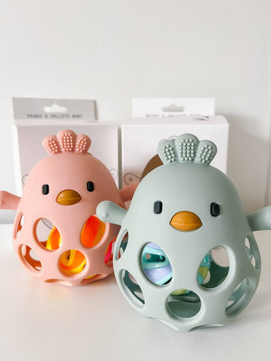 Spring Clucky Chew Buddy: Honey Beige