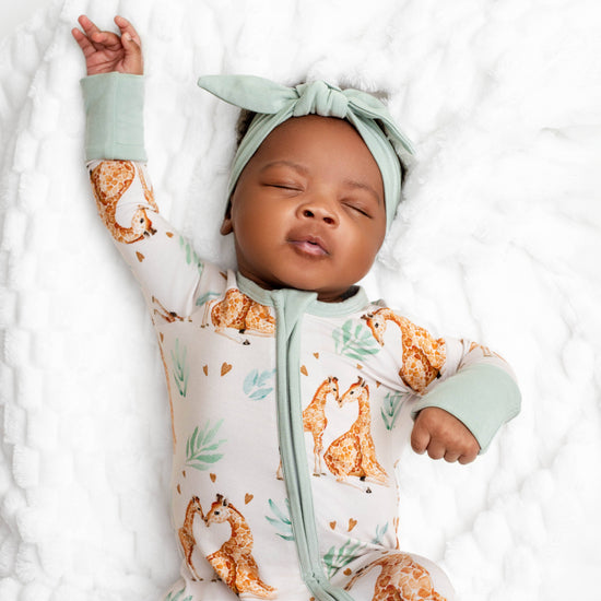 Load image into Gallery viewer, Mother&amp;#39;s Love (Giraffe) Romper
