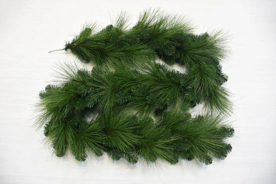 Lg Jumbo Pine Garland 9' x 16"