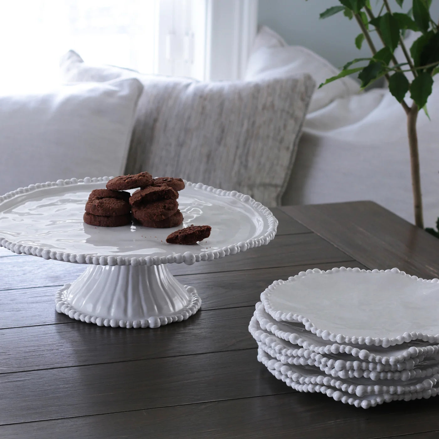 Pedestal Cake Plate VIDA Alegria (White)
