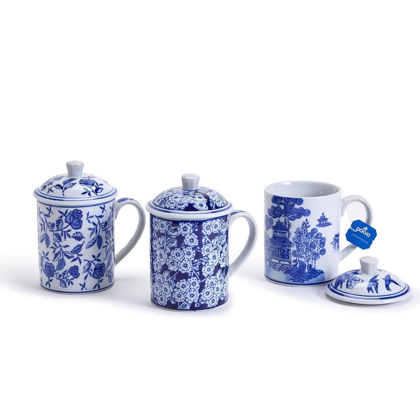 Chinoiserie Mug with Lid (14 oz., microwave and dishwasher safe) - Hand-Painted Porcelain