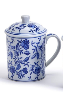 Chinoiserie Mug with Lid (14 oz., microwave and dishwasher safe) - Hand-Painted Porcelain